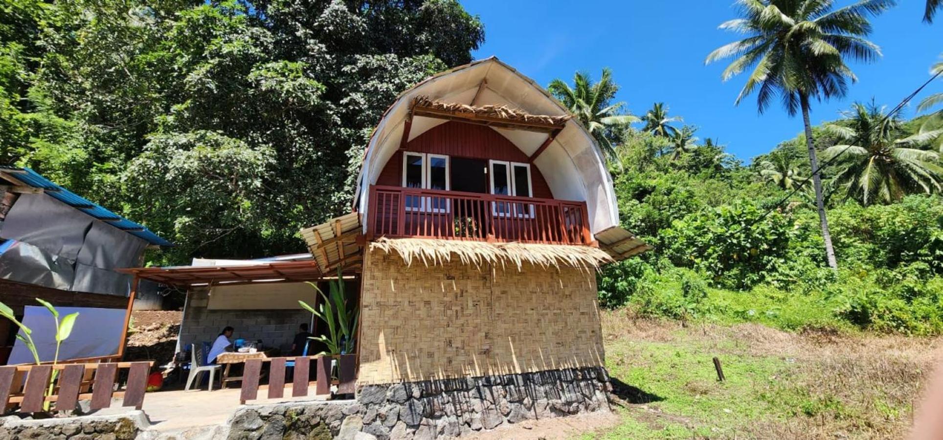 Pondok Wisata Noah Likupang エクステリア 写真