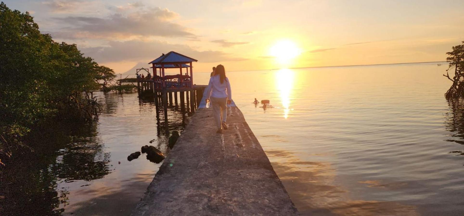 Pondok Wisata Noah Likupang エクステリア 写真